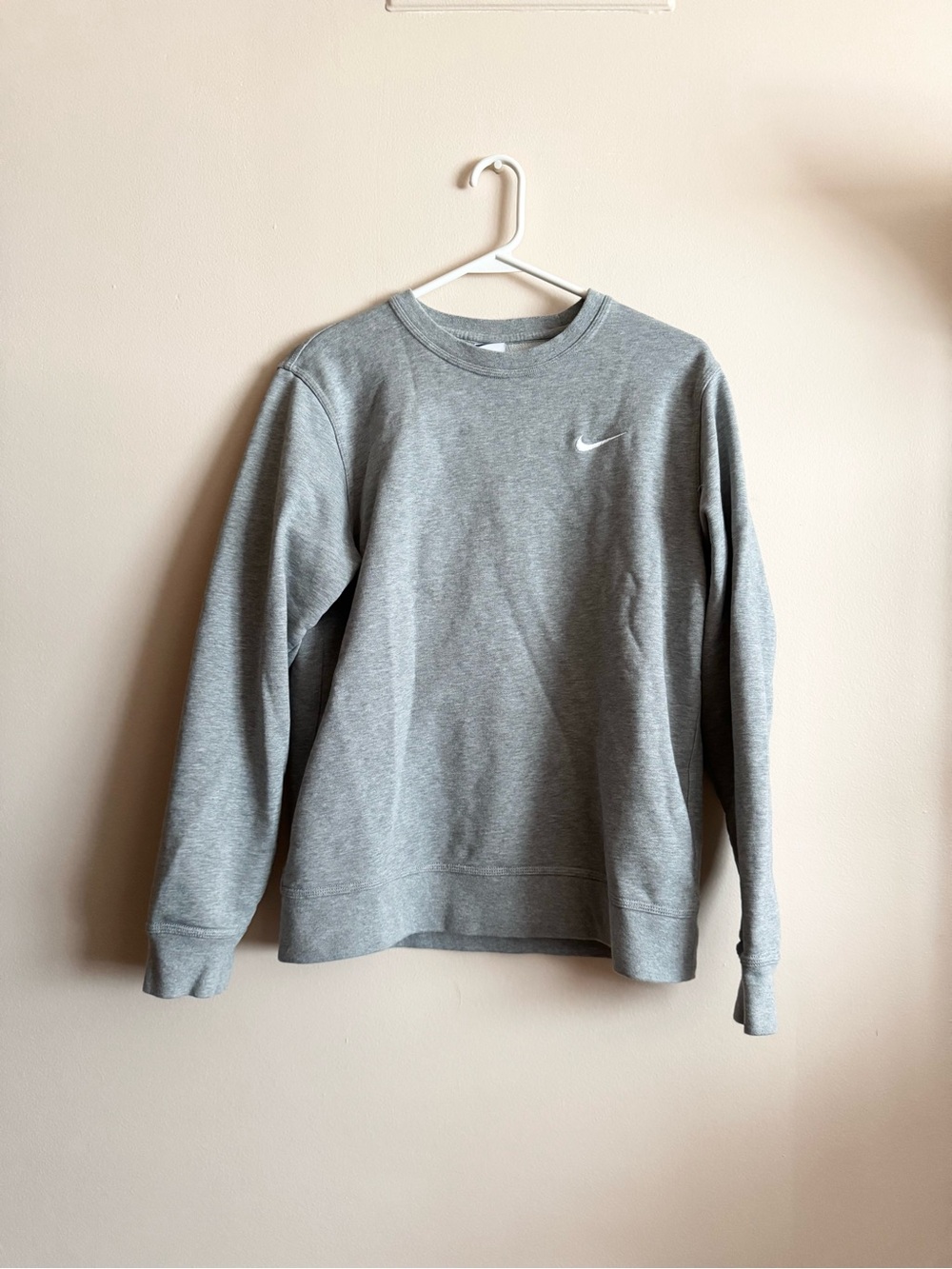Nike grey sportswear sweatshirt jumper (men’s medium)